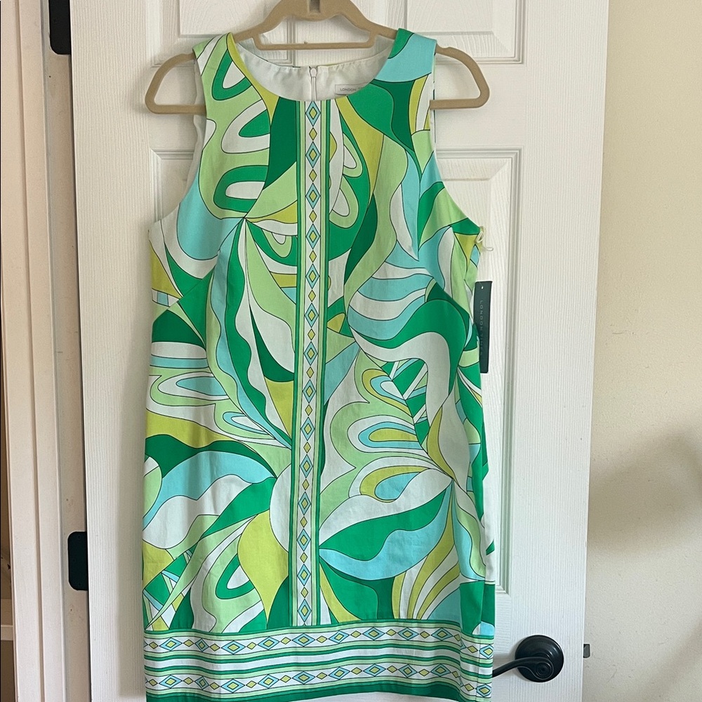 Green Abstract Print Sleeveless Shift Dress